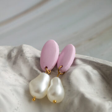 Butter Pearl Drop Earrings